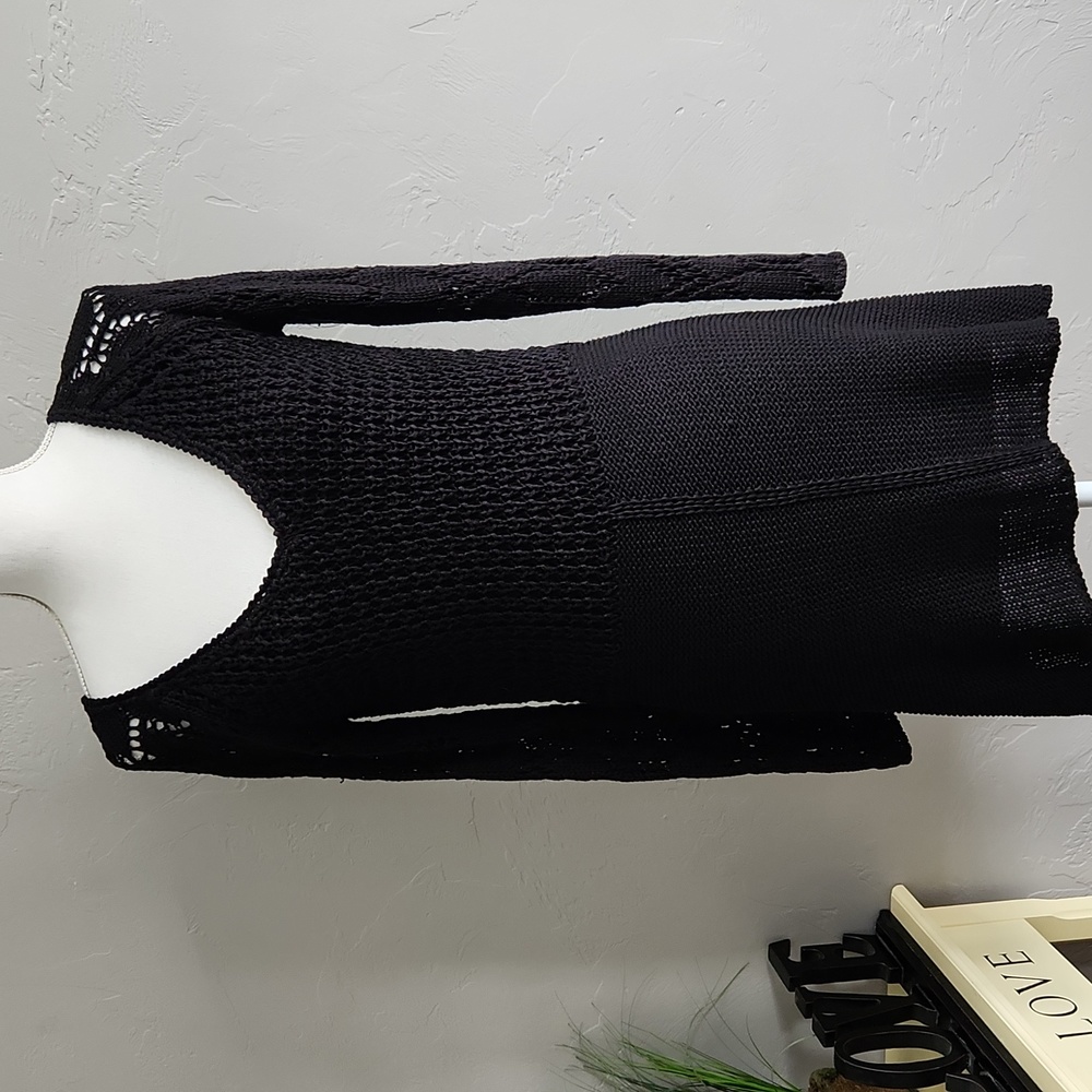 VERTIGO Black Vee Neck Knit Dress L.